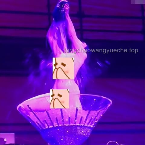 2025娱乐圈趋势大预测：脱衣舞Lisa风波升级，赵薇女儿出道悬念，小S婚姻走向，吴彦祖形象重塑？